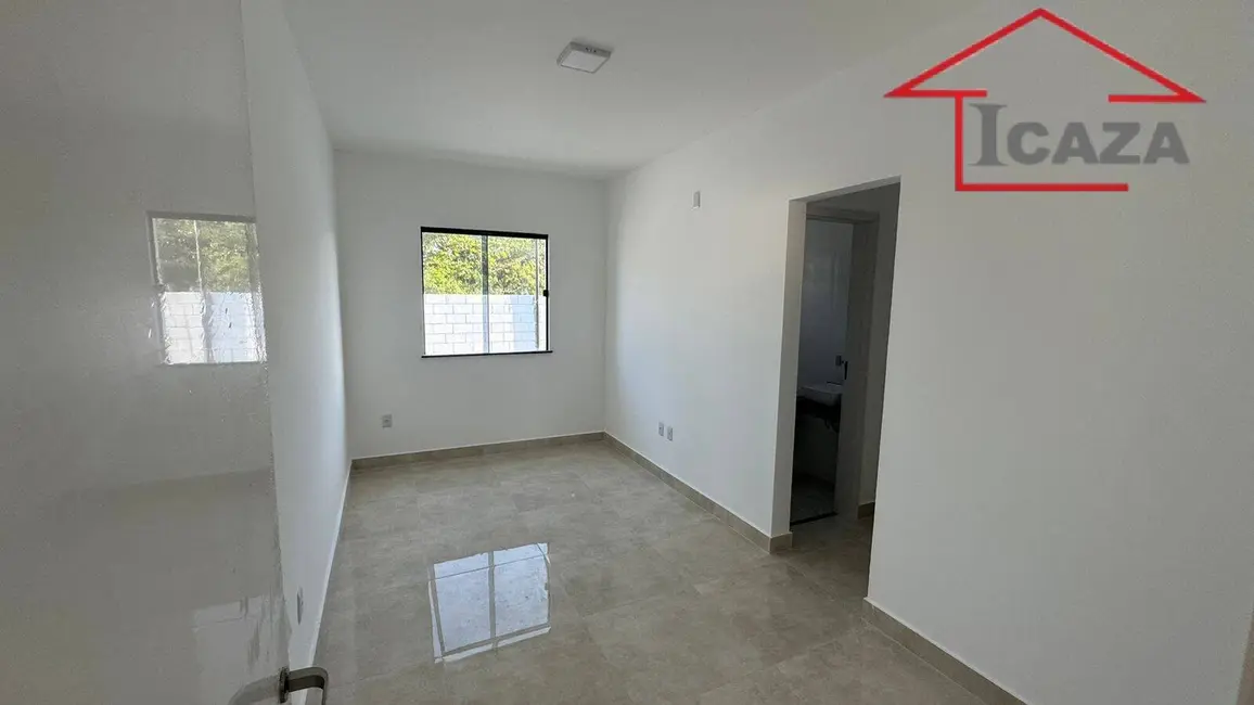 Foto 7 de Casa com 2 quartos à venda, 70m2 em Araruama - RJ