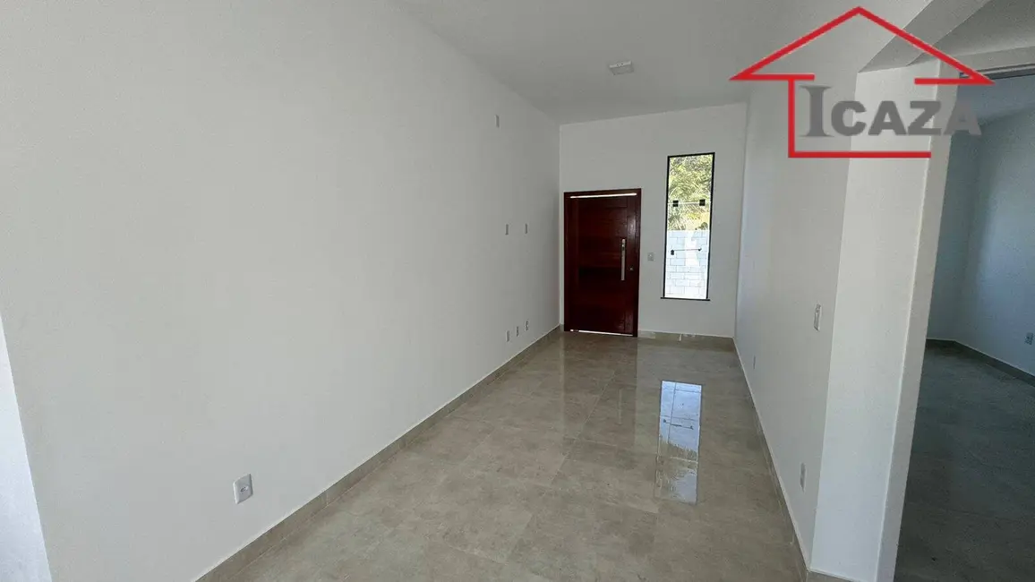 Foto 6 de Casa com 2 quartos à venda, 70m2 em Araruama - RJ