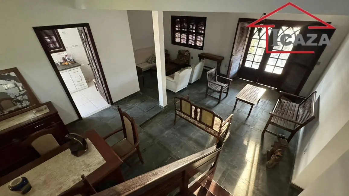 Foto 5 de Casa com 4 quartos à venda em Araruama - RJ