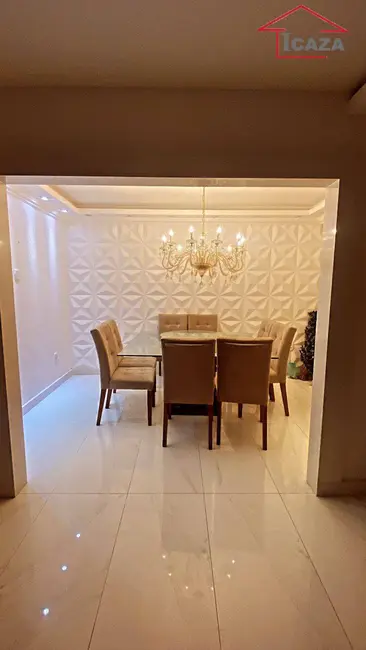 Foto 1 de Casa com 3 quartos à venda, 360m2 em Araruama - RJ