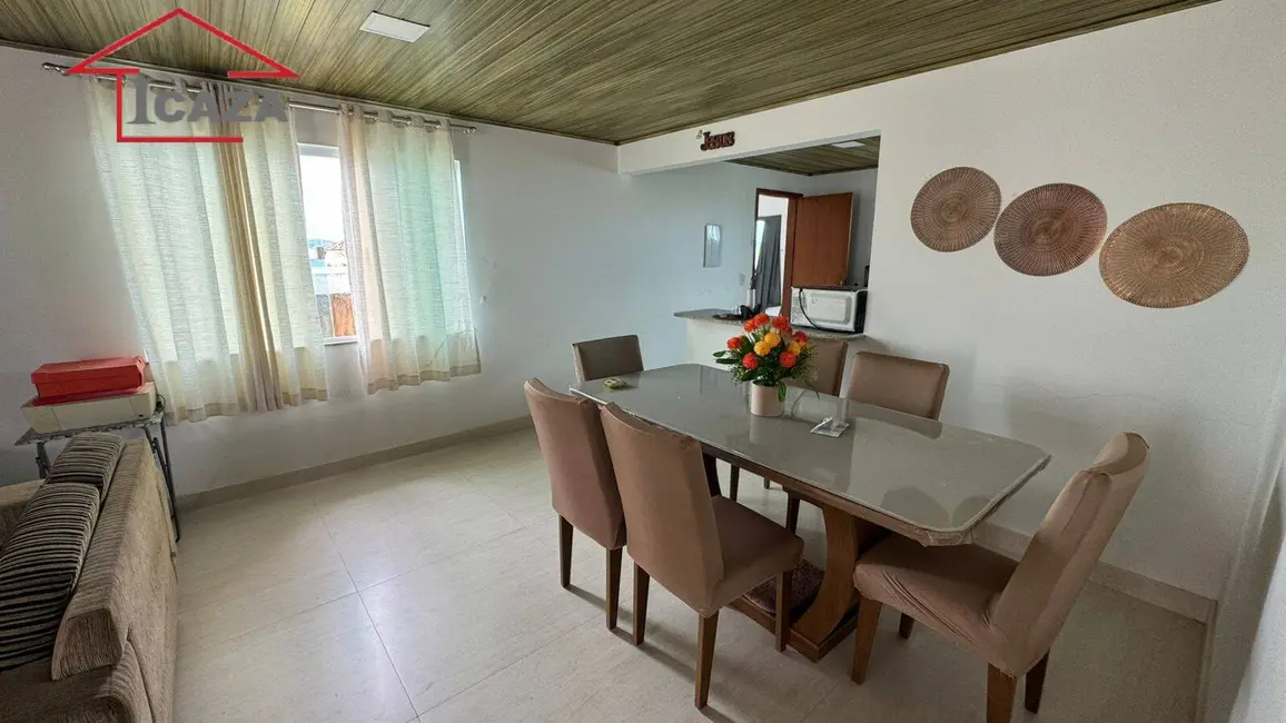 Foto 5 de Casa com 2 quartos à venda, 360m2 em Araruama - RJ