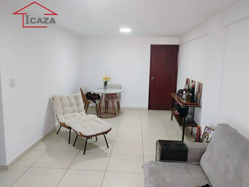 Foto 3 de Apartamento com 3 quartos à venda, 113m2 em Araruama - RJ
