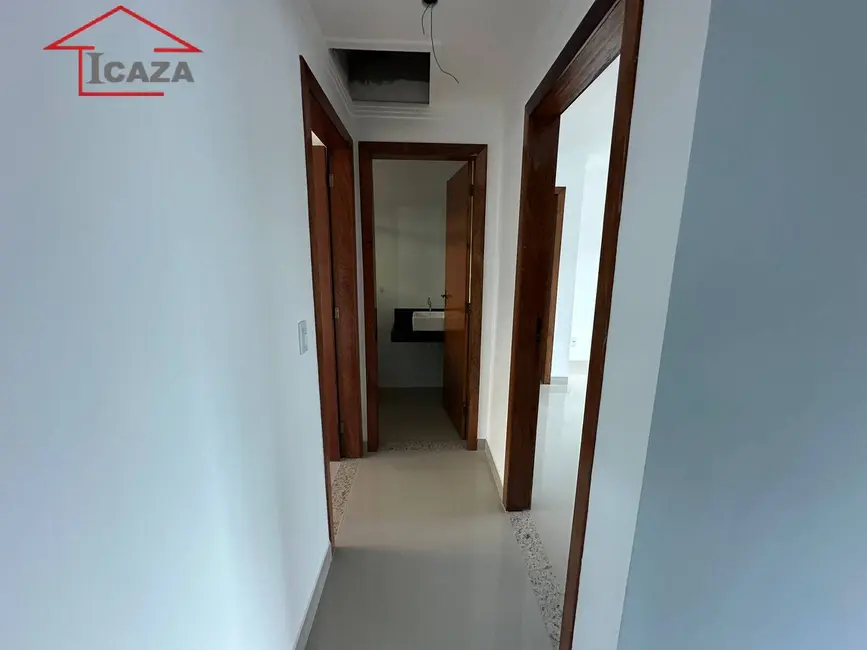 Foto 6 de Casa com 2 quartos à venda, 225m2 em Araruama - RJ