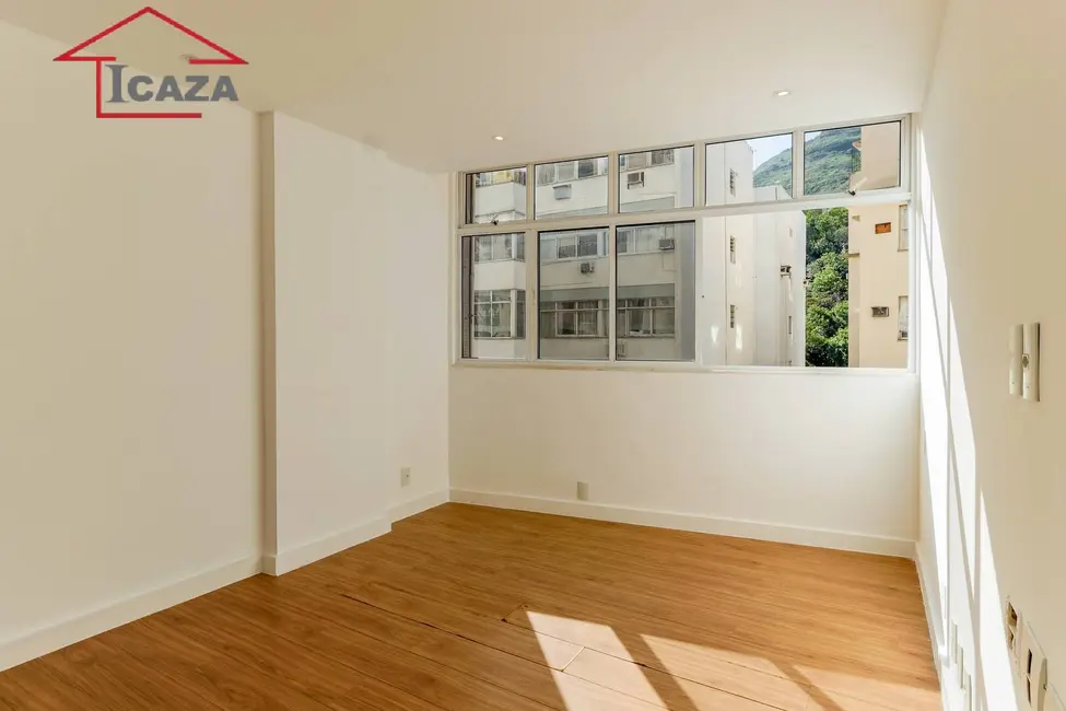 Foto 3 de Apartamento com 2 quartos à venda, 95m2 em Copacabana, Rio De Janeiro - RJ