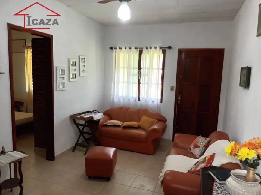 Foto 3 de Chácara com 2 quartos à venda, 108m2 em Rio Bonito - RJ