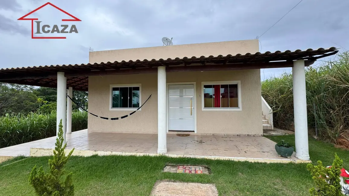 Foto 1 de Casa com 2 quartos à venda, 360m2 em Araruama - RJ