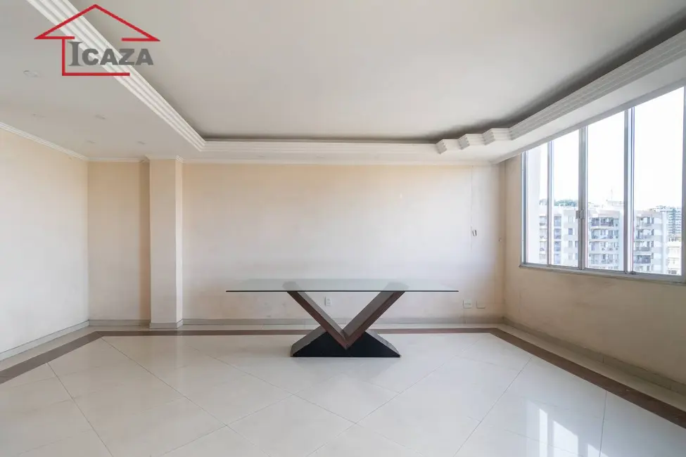 Cobertura com 4 quartos à venda, 267m2 em Laranjeiras, Rio De Janeiro - RJ - imagem 6 Foto 6 de Cobertura com 4 quartos à venda, 267m2 em Laranjeiras, Rio De Janeiro - RJ