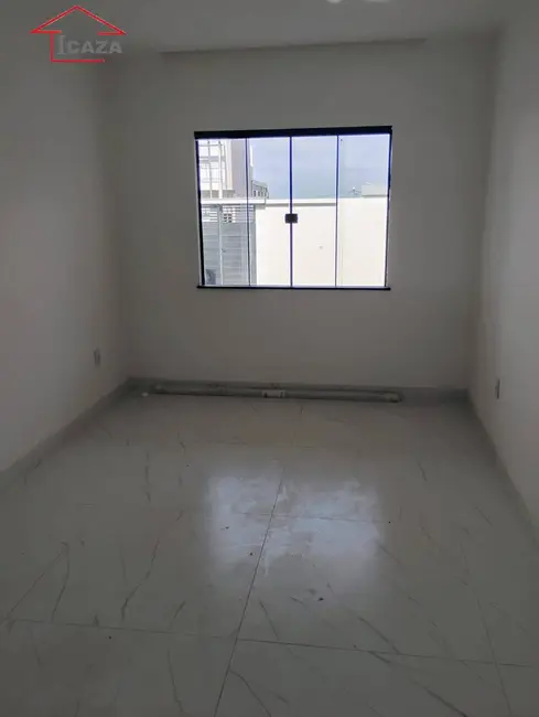 Casa com 3 quartos à venda, 225m2 em Araruama - RJ - imagem 9 Foto 9 de Casa com 3 quartos à venda, 225m2 em Araruama - RJ