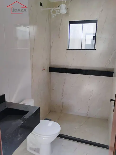 Casa com 3 quartos à venda, 225m2 em Araruama - RJ - imagem 8 Foto 8 de Casa com 3 quartos à venda, 225m2 em Araruama - RJ