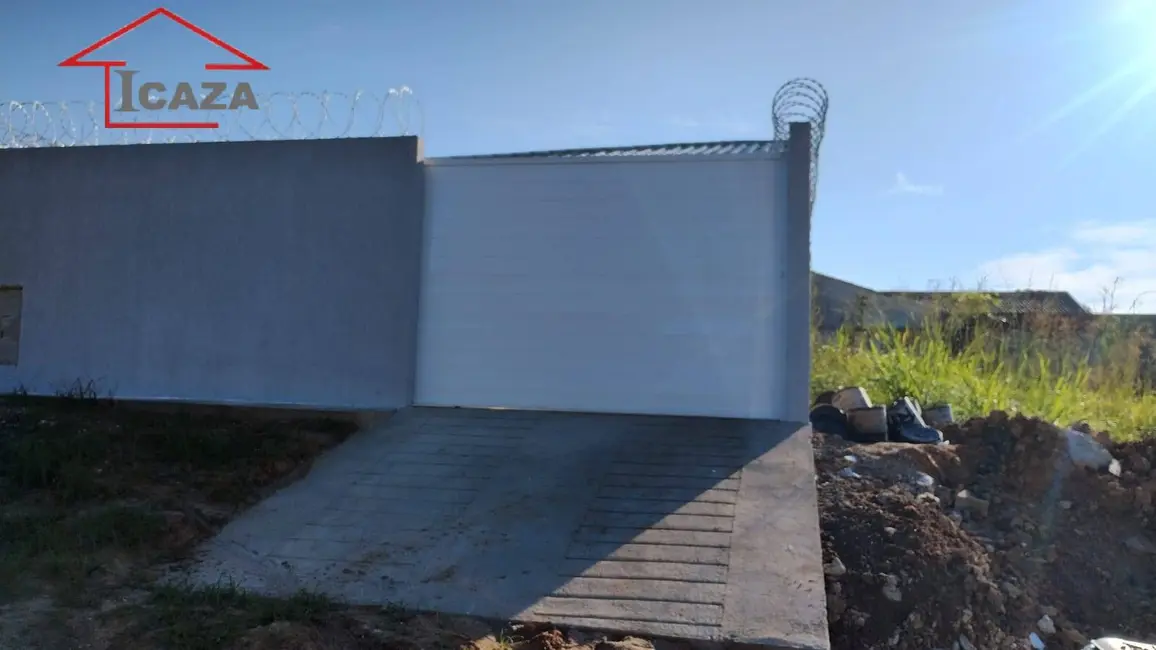 Foto 1 de Casa com 2 quartos à venda em Araruama - RJ