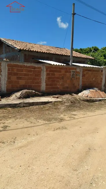 Foto 8 de Casa com 2 quartos à venda, 325m2 em Araruama - RJ