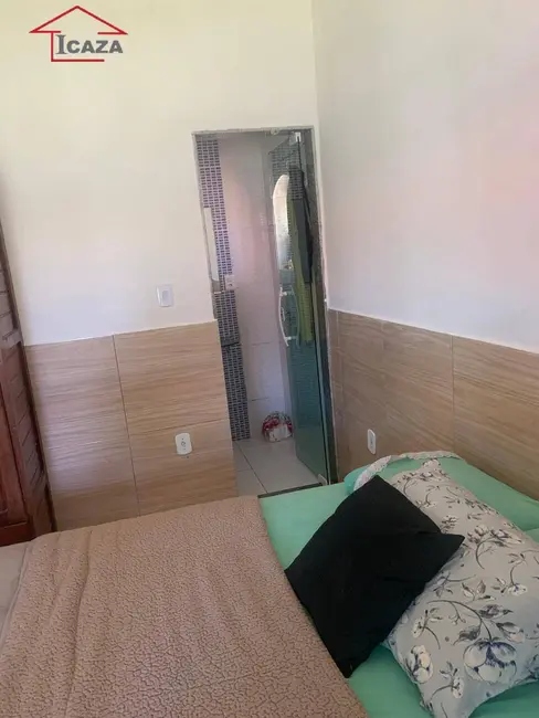 Foto 3 de Casa com 3 quartos à venda em Araruama - RJ