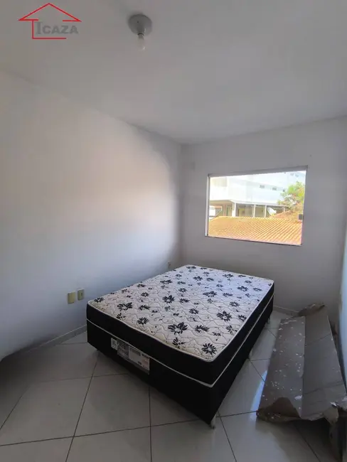 Foto 7 de Casa com 3 quartos à venda em Araruama - RJ