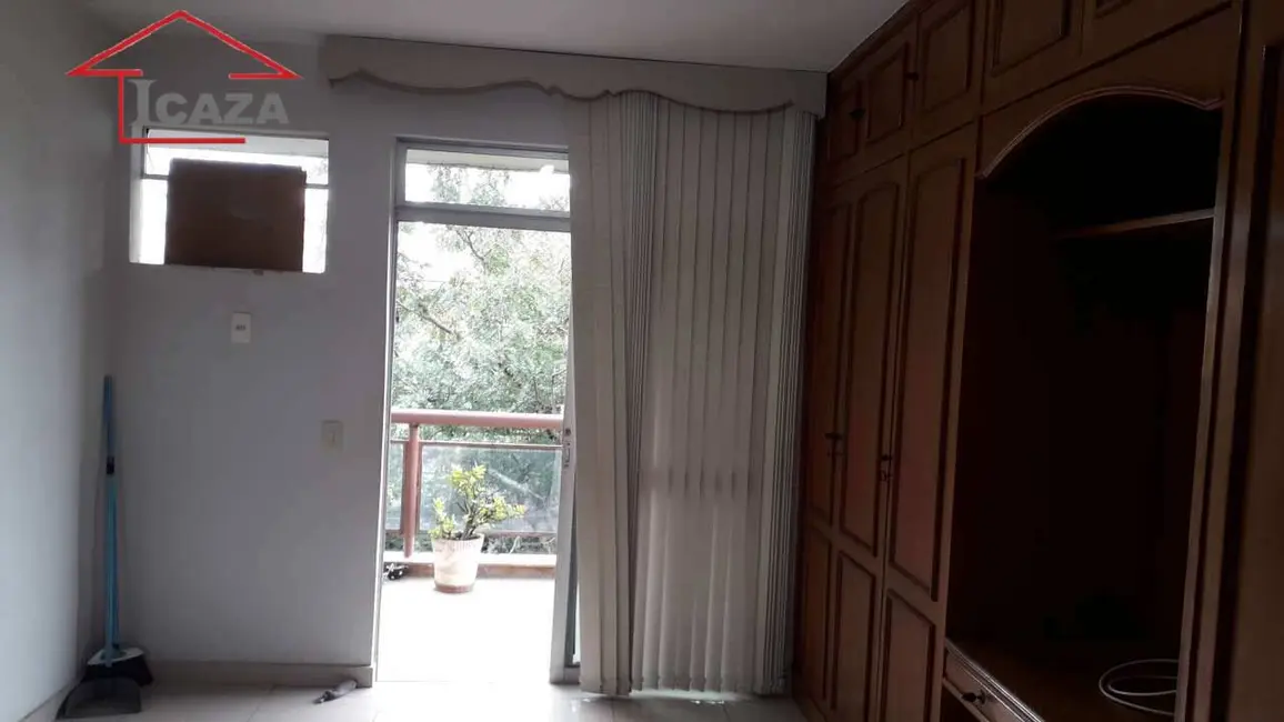 Apartamento com 4 quartos à venda, 204m2 em Tijuca, Rio De Janeiro - RJ - imagem 5 Foto 5 de Apartamento com 4 quartos à venda, 204m2 em Tijuca, Rio De Janeiro - RJ