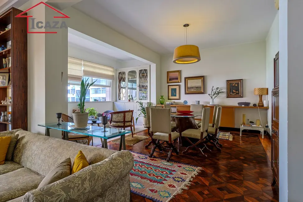 Apartamento com 4 quartos à venda, 197m2 em Copacabana, Rio De Janeiro - RJ - imagem 5 Foto 5 de Apartamento com 4 quartos à venda, 197m2 em Copacabana, Rio De Janeiro - RJ