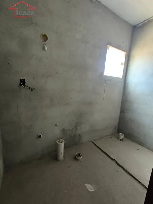 Foto 9 de Casa com 3 quartos à venda, 322m2 em Araruama - RJ