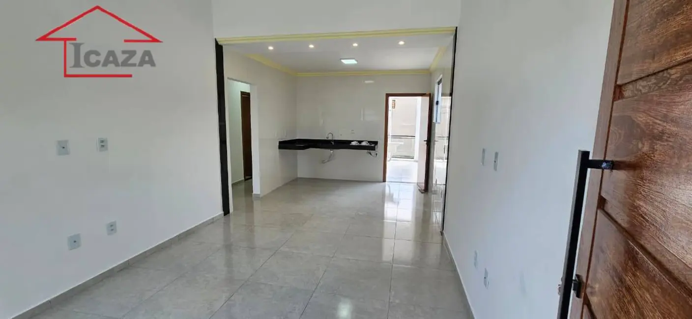 Foto 5 de Casa com 3 quartos à venda, 213m2 em Araruama - RJ