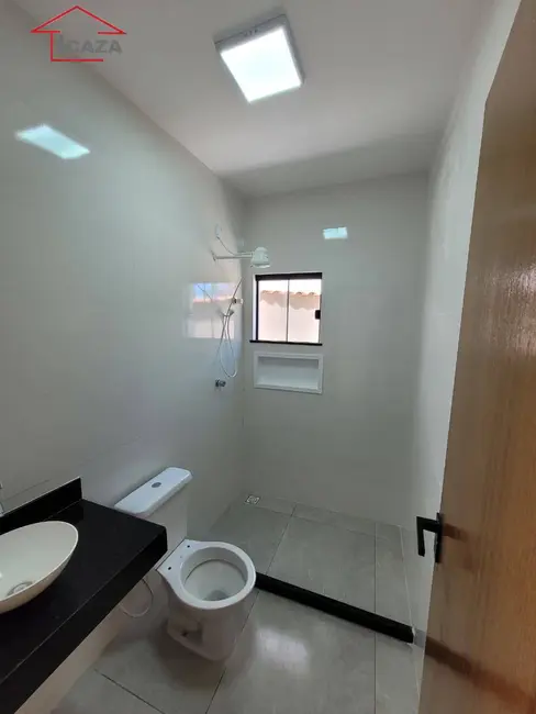 Foto 8 de Casa com 3 quartos à venda, 213m2 em Araruama - RJ
