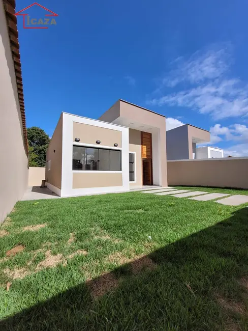 Foto 6 de Casa com 3 quartos à venda, 213m2 em Araruama - RJ