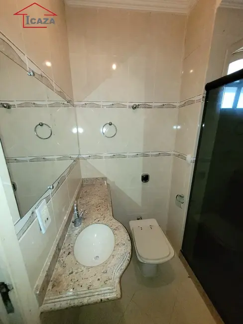 Foto 5 de Casa com 3 quartos à venda, 315m2 em Araruama - RJ