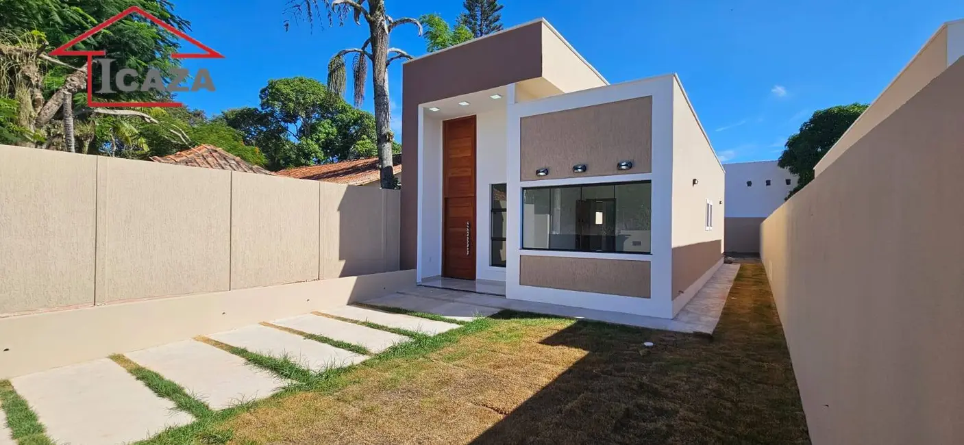 Foto 1 de Casa com 2 quartos à venda, 186m2 em Araruama - RJ