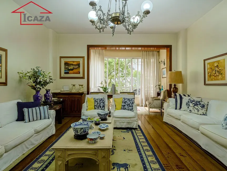 Apartamento com 3 quartos à venda, 220m2 em Copacabana, Rio De Janeiro - RJ - imagem 3 Foto 3 de Apartamento com 3 quartos à venda, 220m2 em Copacabana, Rio De Janeiro - RJ