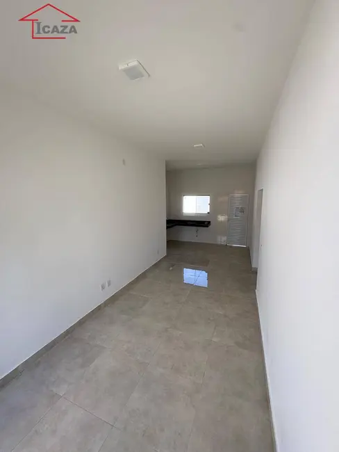 Foto 6 de Casa com 2 quartos à venda, 300m2 em Araruama - RJ