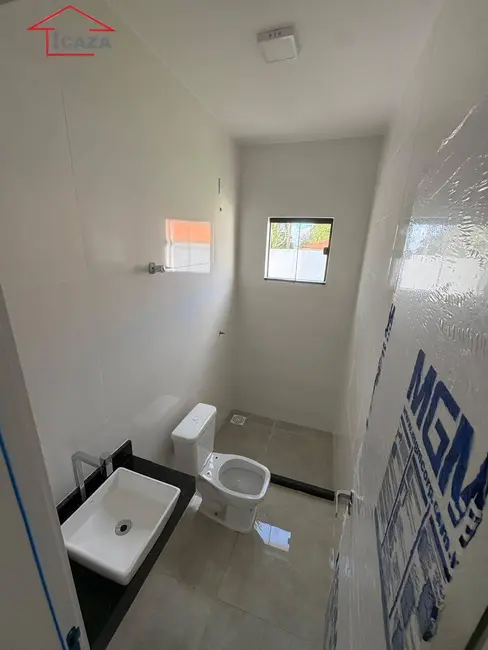 Foto 9 de Casa com 2 quartos à venda, 300m2 em Araruama - RJ