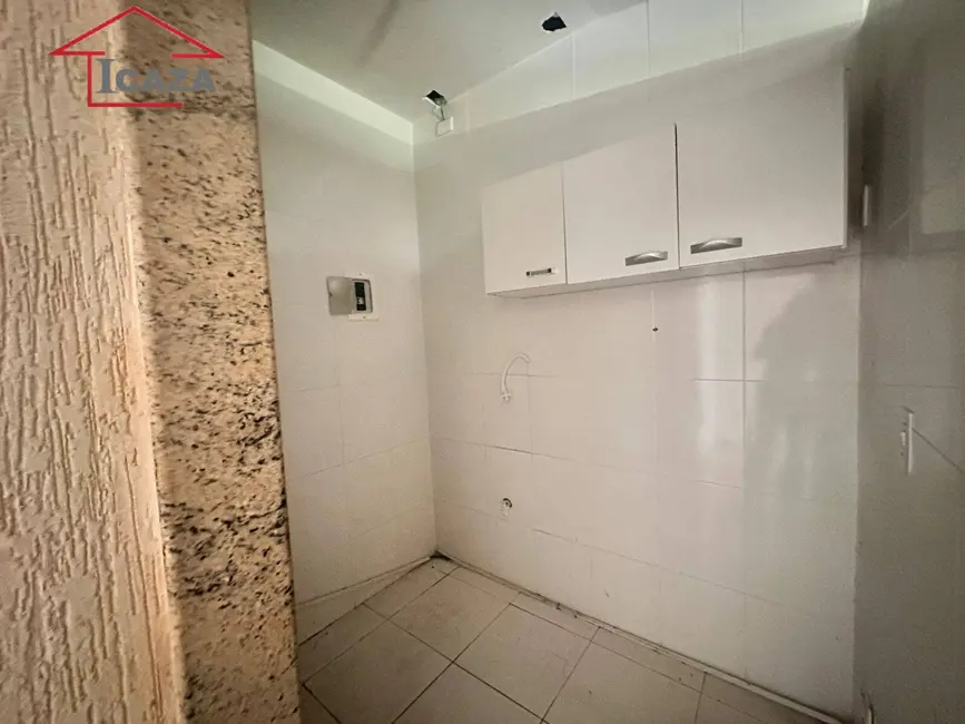 Foto 10 de Sala Comercial à venda em Centro, Araruama - RJ