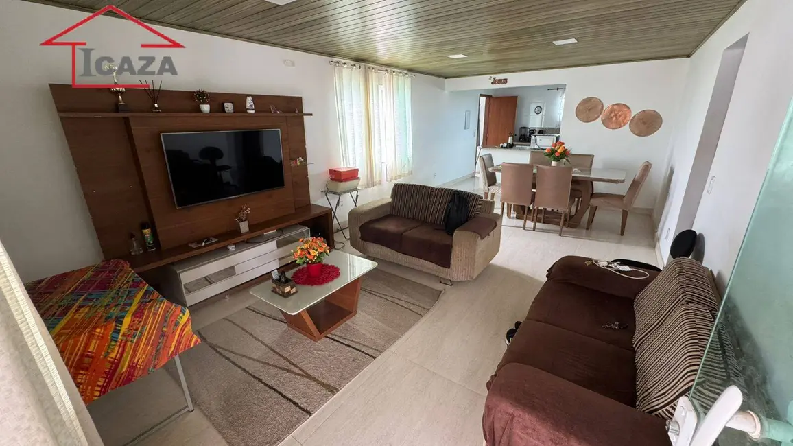 Foto 4 de Casa com 2 quartos à venda e para alugar, 360m2 em Araruama - RJ