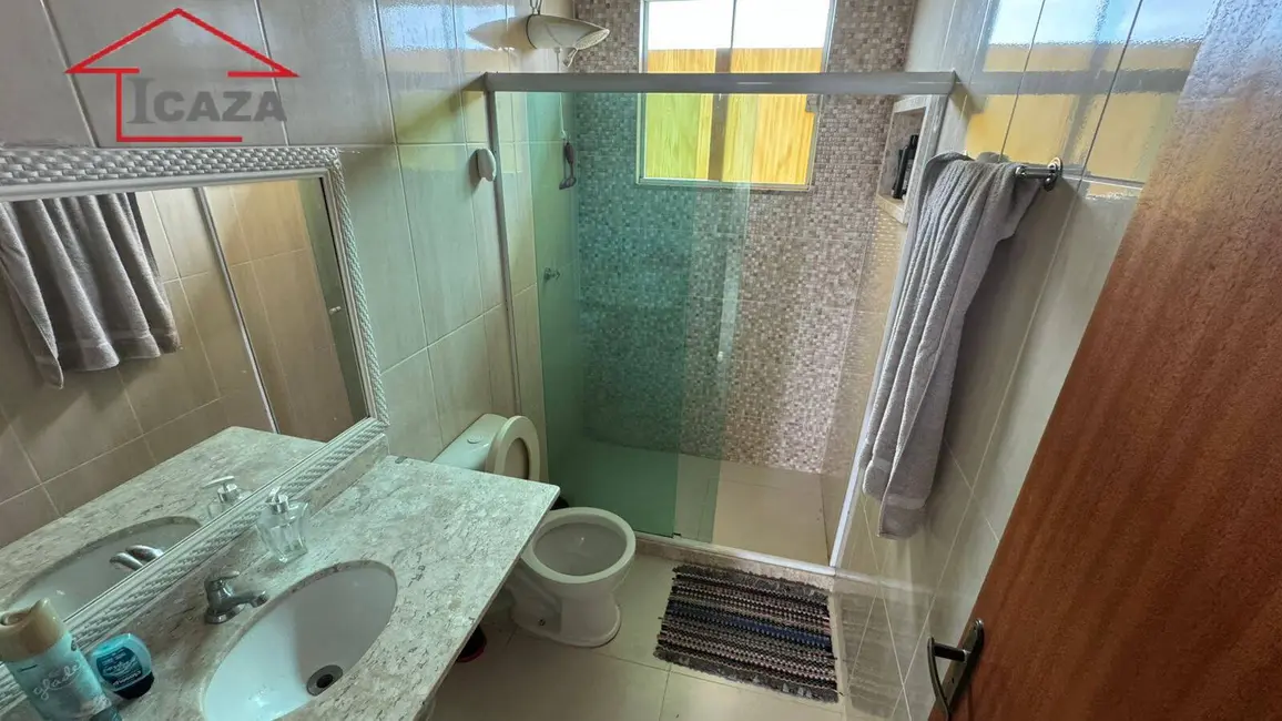 Foto 8 de Casa com 2 quartos à venda e para alugar, 360m2 em Araruama - RJ