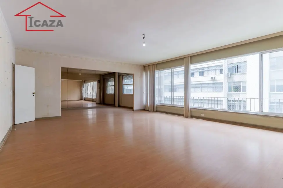 Foto 1 de Apartamento com 3 quartos à venda, 220m2 em Copacabana, Rio De Janeiro - RJ