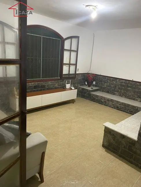 Foto 12 de Casa à venda, 900m2 em Araruama - RJ