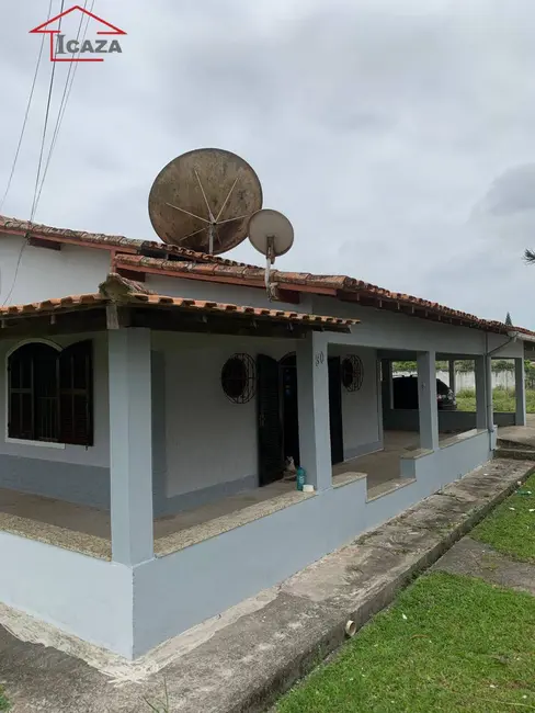 Foto 4 de Casa à venda, 900m2 em Araruama - RJ