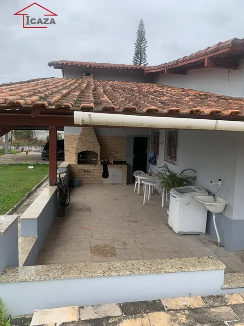 Foto 5 de Casa à venda, 900m2 em Araruama - RJ