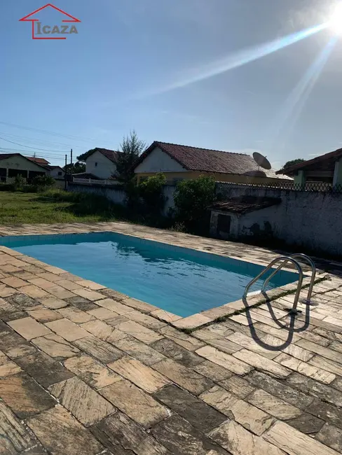 Foto 1 de Casa à venda, 900m2 em Araruama - RJ