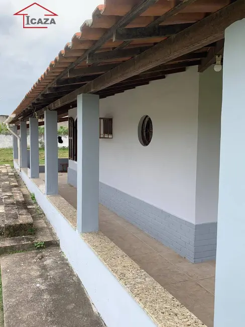 Foto 6 de Casa à venda, 900m2 em Araruama - RJ