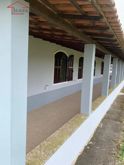 Foto 3 de Casa à venda, 900m2 em Araruama - RJ