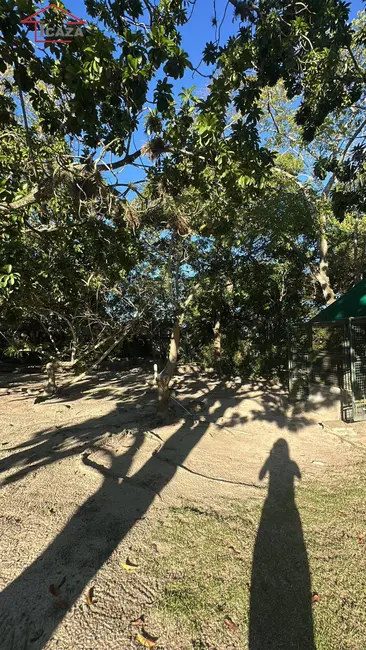 Foto 1 de Terreno / Lote à venda, 526m2 em Araruama - RJ