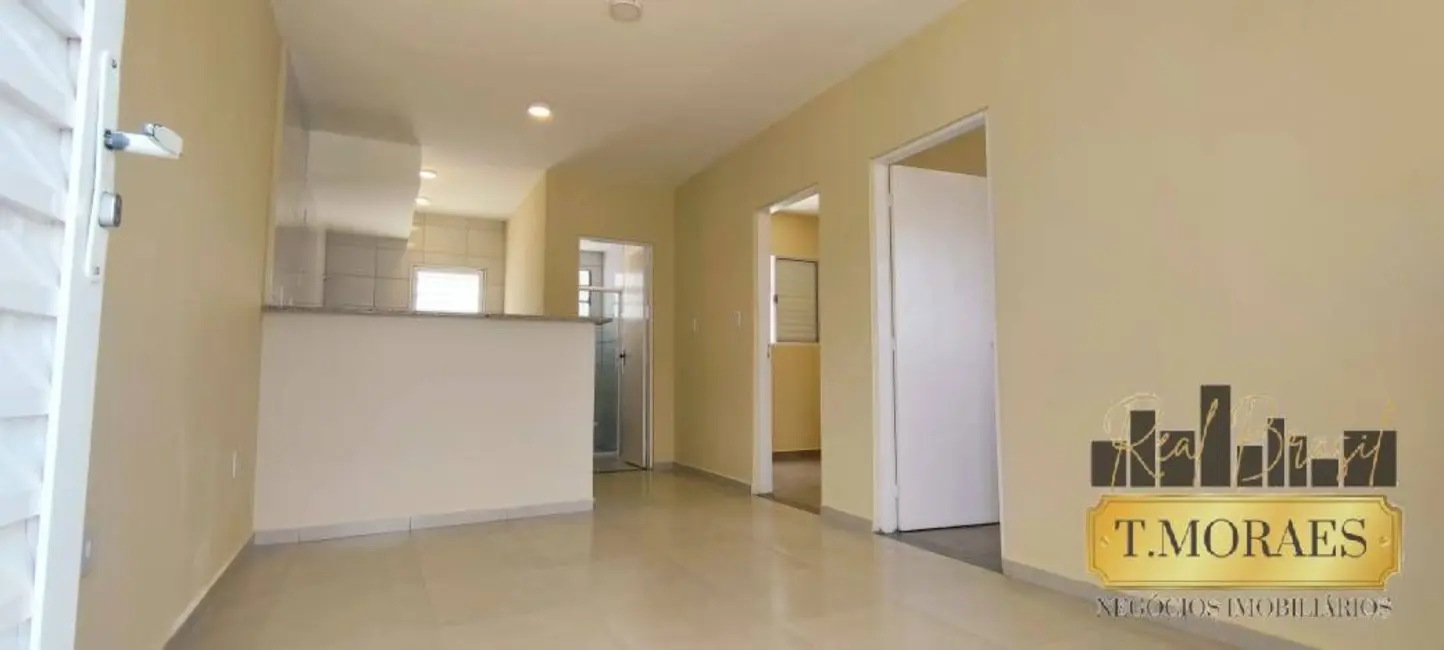 Foto 2 de Apartamento com 2 quartos à venda, 44m2 em Lopes de Oliveira, Sorocaba - SP