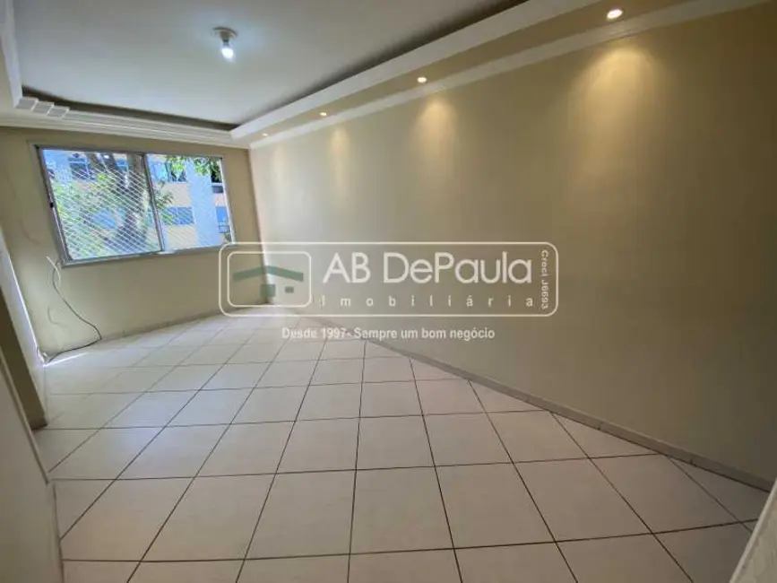 Foto 3 de Apartamento com 2 quartos para alugar, 47m2 em Rio De Janeiro - RJ