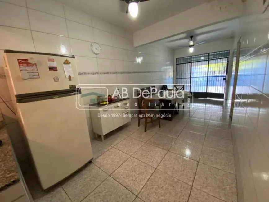 Casa com 3 quartos à venda, 165m2 em Rio De Janeiro - RJ - imagem 8 Foto 8 de Casa com 3 quartos à venda, 165m2 em Rio De Janeiro - RJ