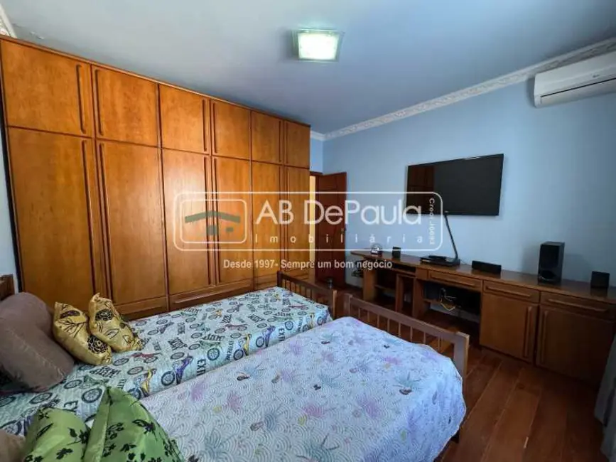 Foto 15 de Casa com 3 quartos à venda, 346m2 em Rio De Janeiro - RJ