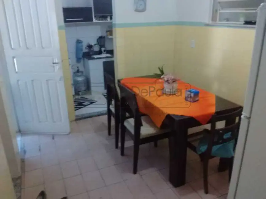 Casa com 5 quartos à venda, 200m2 em Rio De Janeiro - RJ - imagem 7 Foto 7 de Casa com 5 quartos à venda, 200m2 em Rio De Janeiro - RJ