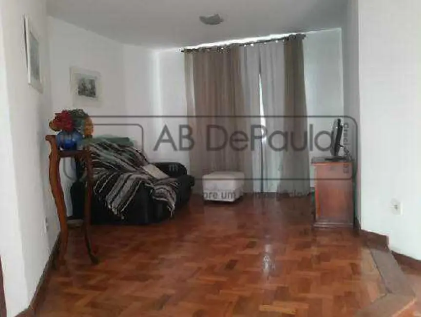 Foto 16 de Casa com 3 quartos à venda, 210m2 em Rio De Janeiro - RJ