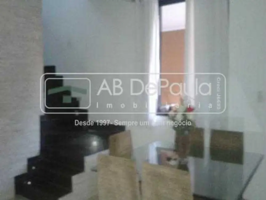 Casa com 4 quartos à venda, 110m2 em Rio De Janeiro - RJ - imagem 5 Foto 5 de Casa com 4 quartos à venda, 110m2 em Rio De Janeiro - RJ