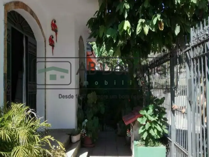 Foto 1 de Casa com 5 quartos à venda, 180m2 em Rio De Janeiro - RJ