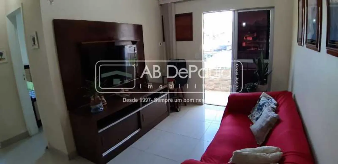 Apartamento com 2 quartos à venda, 67m2 em Rio De Janeiro - RJ - imagem 2 Foto 2 de Apartamento com 2 quartos à venda, 67m2 em Rio De Janeiro - RJ