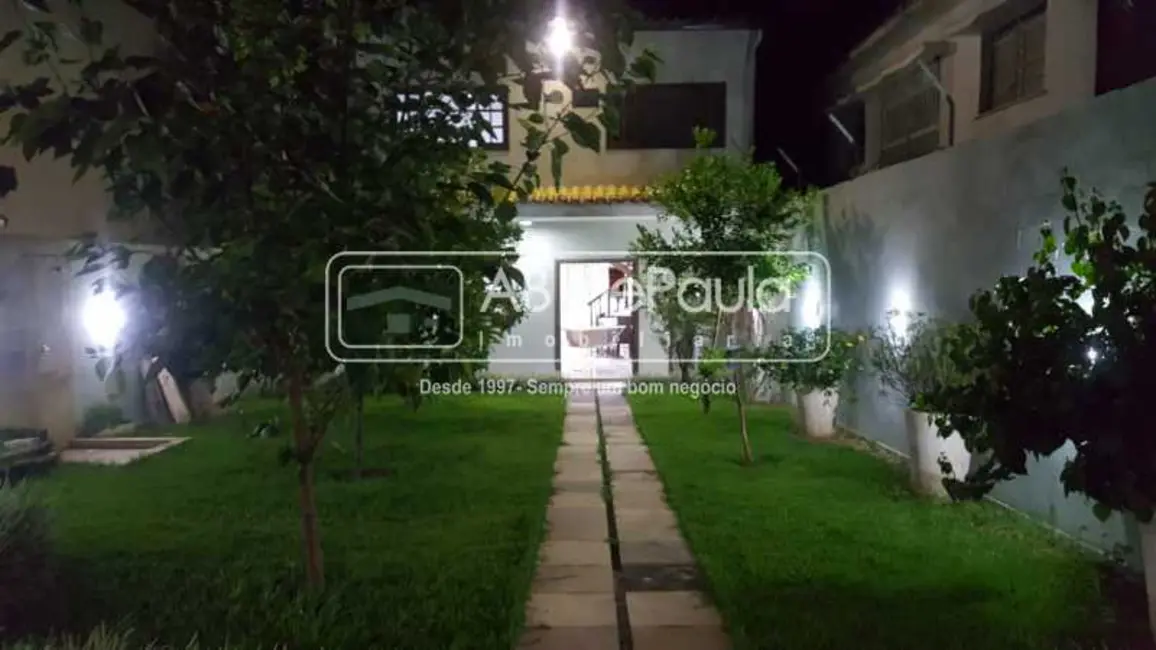 Casa com 3 quartos à venda, 286m2 em Rio De Janeiro - RJ - imagem 1 Foto 1 de Casa com 3 quartos à venda, 286m2 em Rio De Janeiro - RJ