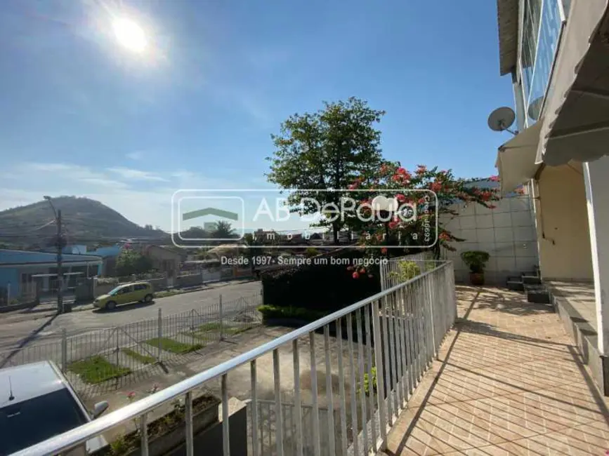 Apartamento com 3 quartos à venda, 115m2 em Rio De Janeiro - RJ - imagem 4 Foto 4 de Apartamento com 3 quartos à venda, 115m2 em Rio De Janeiro - RJ